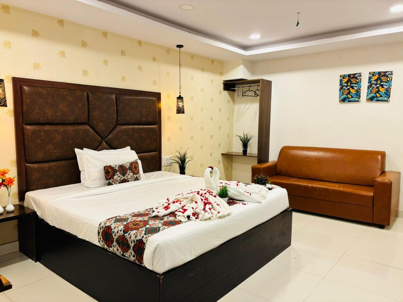 Hotel Oak By Signature Airport Zone Hyderabad Shamshabad Exterior photo